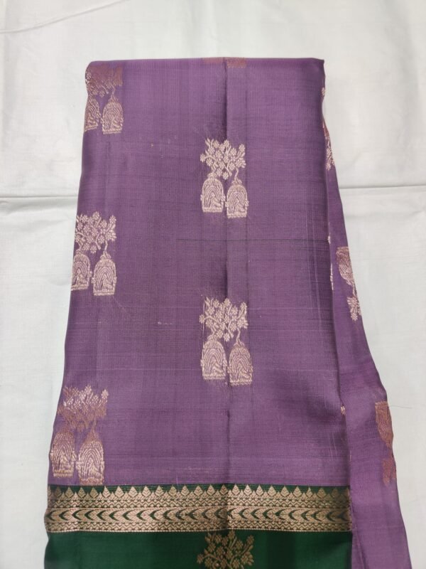 Lavender colour Skut border butta design with green pallu Semi Kanchi Pattu Handloom Saree Lavender colour & Emerald Green with Peacock Zari Border | Traditional Silk Saree