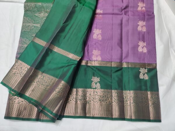 Lavender colour Skut border butta design with green pallu Semi Kanchi Pattu Handloom Saree Lavender colour & Emerald Green with Peacock Zari Border | Traditional Silk Saree